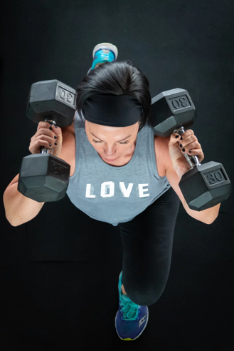 Saiba como integrar o treino funcional na sua rotina de academia. Combine força, agilidade e os melhores suplementos para acelerar a queima de gordura e o ganho de massa.