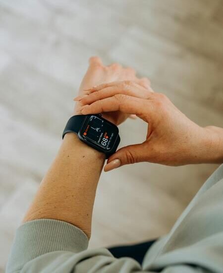 Use wearables sem estresse! Aprenda a ler dados biometrícos, evitar a ansiedade tecnológica e otimizar sua saúde com tecnologia de precisão.